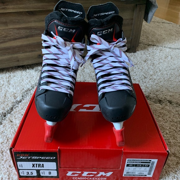 ccm jetspeed xtra skates